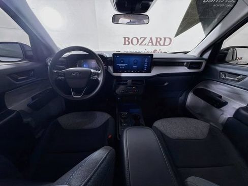 Certified 2025 Ford Maverick XLT FWD image 28