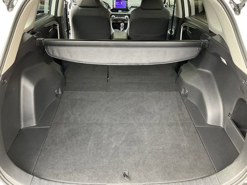 Used 2024 Toyota RAV4 XLE image 39