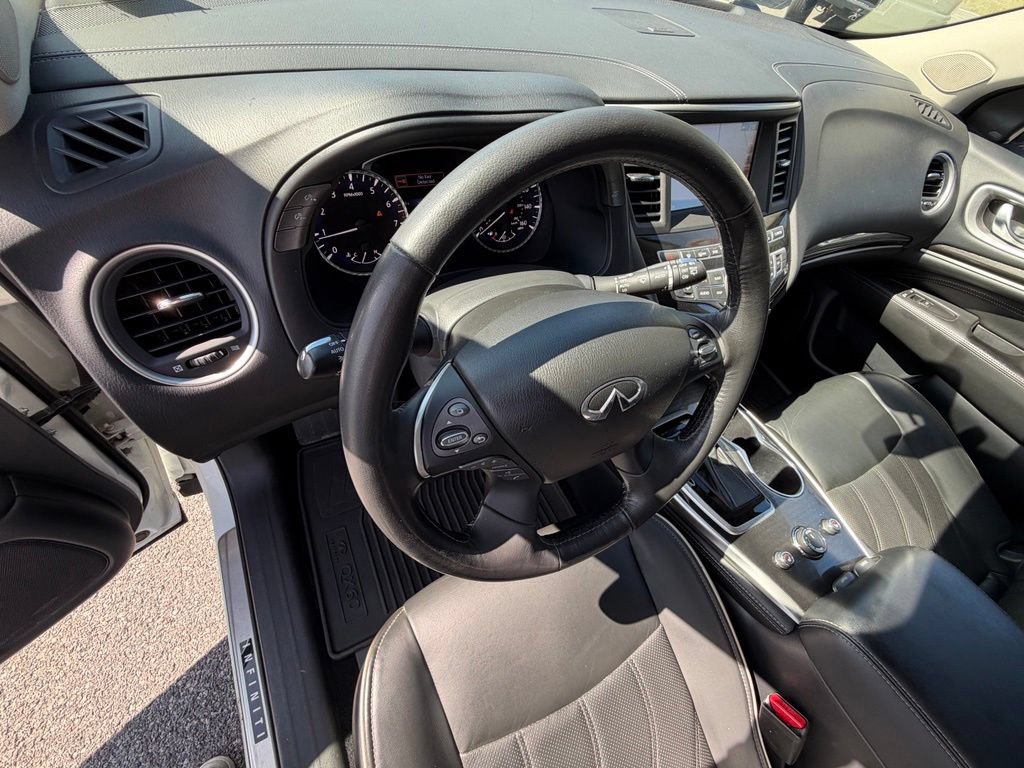 Used 2019 INFINITI QX60 Luxe w/ Essential Package AWD/4WD image 12
