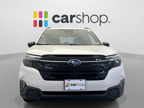 Used 2025 Subaru Forester Touring AWD/4WD image 8