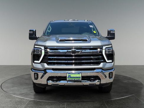 Used 2025 Chevrolet Silverado 3500 LTZ w/ LTZ Premium Package AWD/4WD image 2