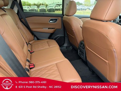 New 2026 Nissan Rogue Platinum w/ Platinum Premium Package AWD/4WD image 40