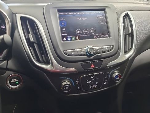 Used 2020 Chevrolet Equinox LT FWD image 31
