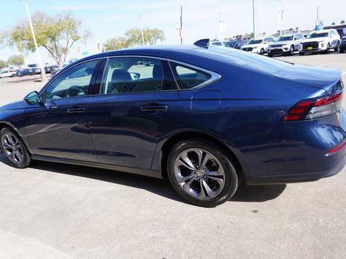Used 2023 Honda Accord EX image 5