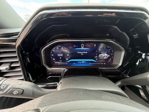New 2026 Chevrolet Silverado 1500 LT w/ Convenience Package II AWD/4WD image 29