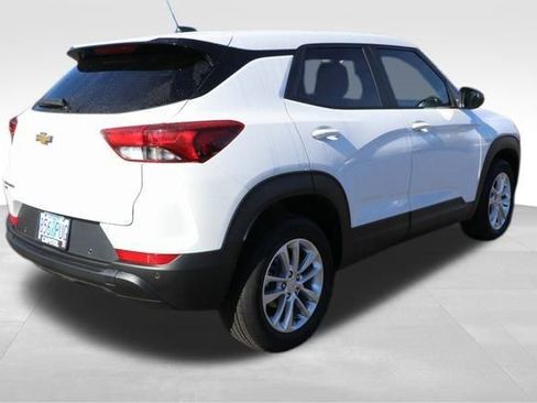 New 2025 Chevrolet TrailBlazer LS w/ LS Convenience Package image 18