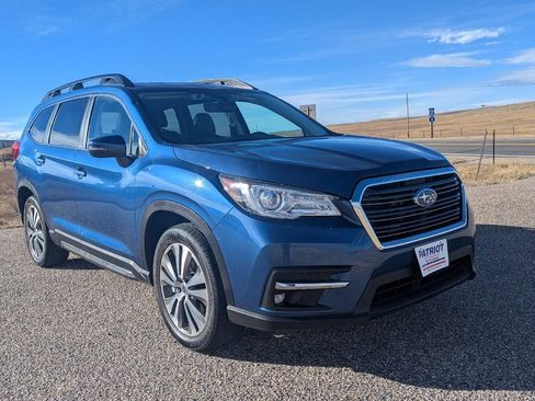Used 2022 Subaru Ascent Limited w/ Technology Package image 7