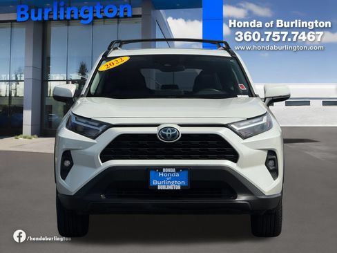 Used 2022 Toyota RAV4 XLE Premium AWD/4WD image 10