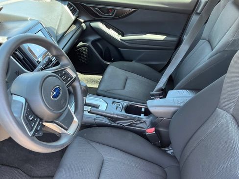 Used 2018 Subaru Impreza 2.0i Premium w/ Eyesight & BSD & Rcta AWD/4WD image 17