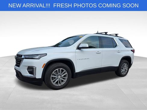 Used 2023 Chevrolet Traverse LT AWD/4WD image 2