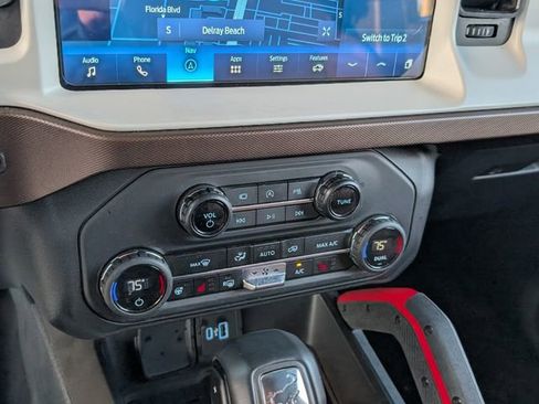 Certified 2024 Ford Bronco Heritage Edition image 18