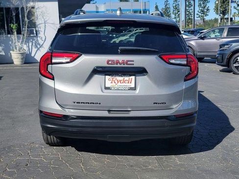 Certified 2024 GMC Terrain SLT w/ Infotainment Package II image 10