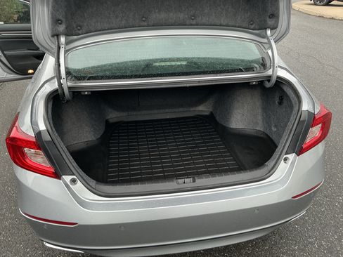 Used 2022 Honda Accord EX-L image 17