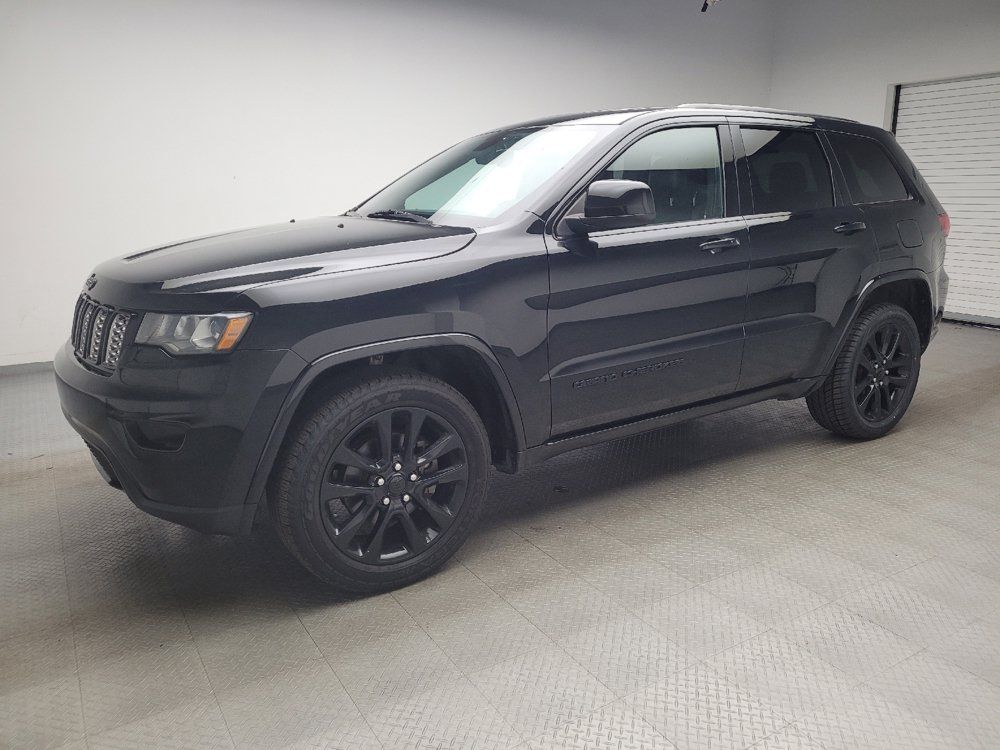 Used 2018 Jeep Grand Cherokee Altitude AWD/4WD image 2
