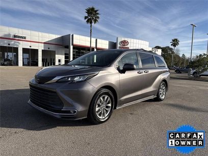 Certified 2021 Toyota Sienna XLE