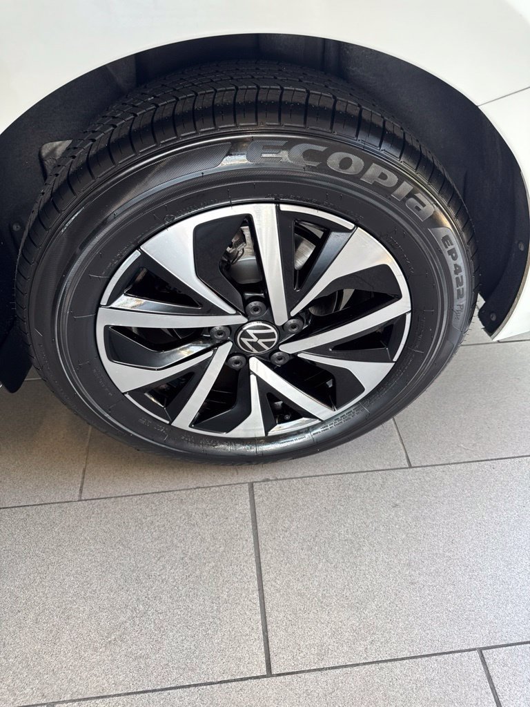 Certified 2024 Volkswagen Jetta S FWD image 17