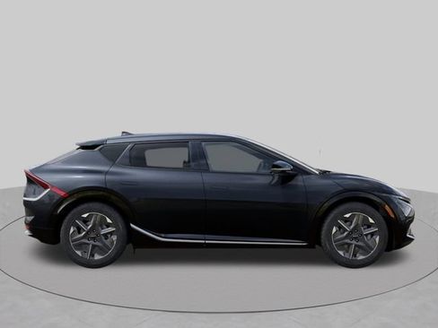 New 2026 Kia EV6 Light AWD/4WD image 7