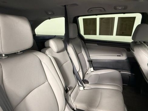 Used 2024 Honda Odyssey Touring image 44