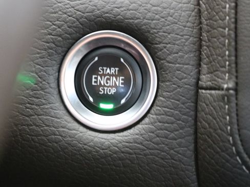 Used 2021 GMC Yukon Denali w/ Denali Ultimate Package AWD/4WD image 22