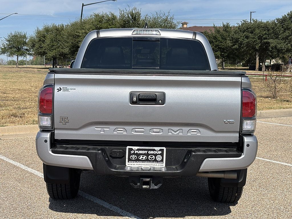 Used 2020 Toyota Tacoma Limited RWD image 7