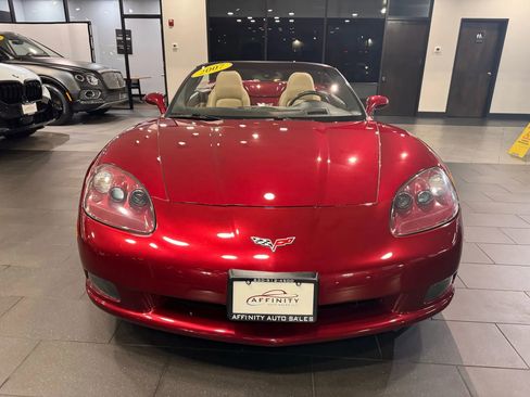 Used 2007 Chevrolet Corvette Convertible w/ Preferred Equipment Group image 7