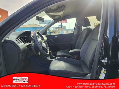 Used 2019 Volkswagen Tiguan S image 7