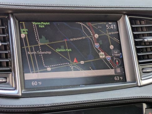 Used 2020 INFINITI QX50 Luxe w/ Navigation Package image 17