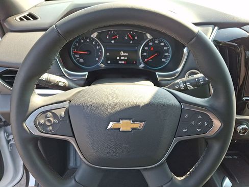Certified 2023 Chevrolet Traverse LT AWD/4WD image 16