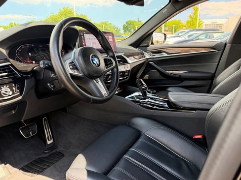Used 2023 BMW 540i xDrive w/ Executive Package AWD/4WD image 4