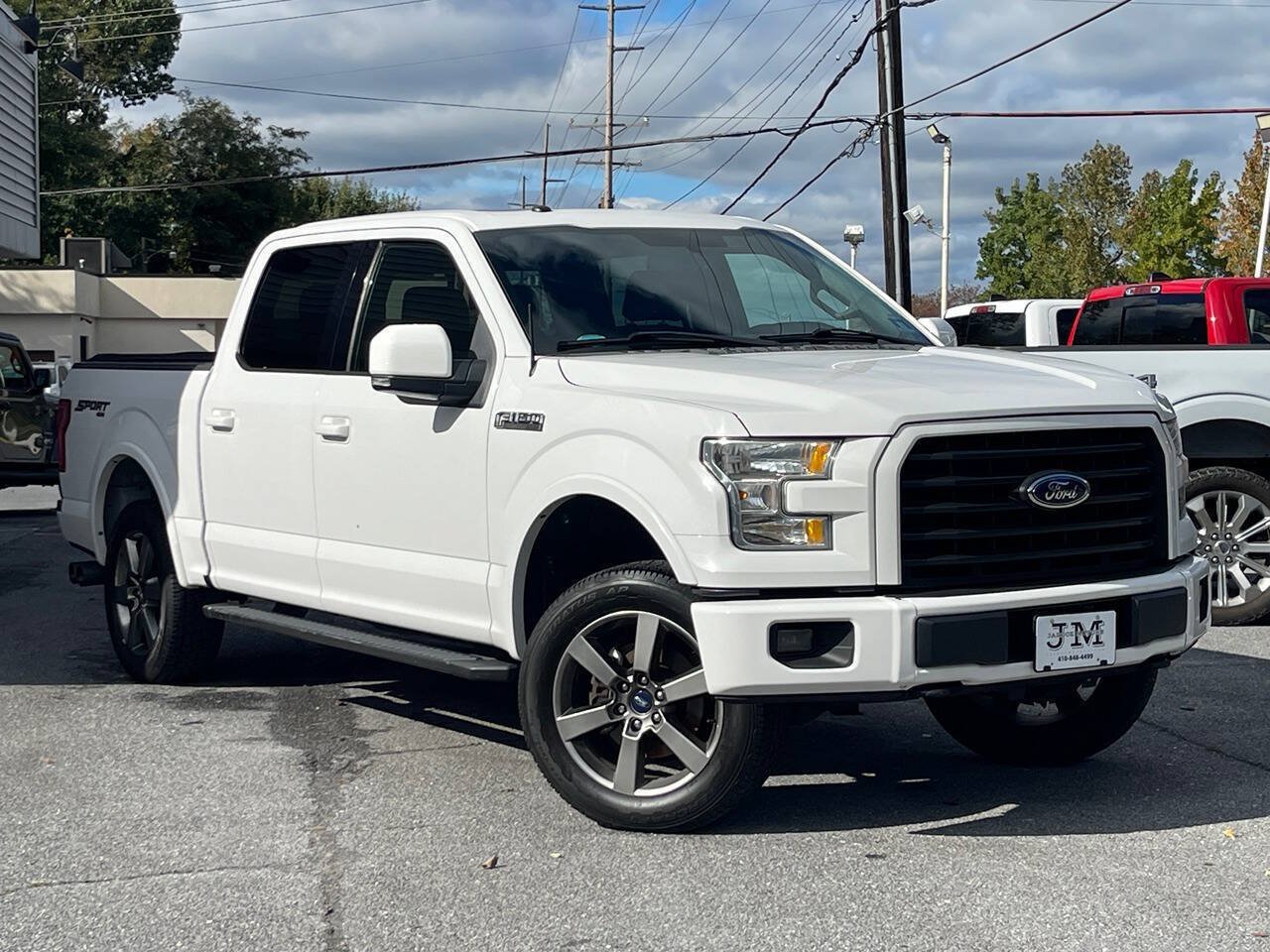 Used 2016 Ford F150 XLT w/ Equipment Group 302A Luxury AWD/4WD image 1
