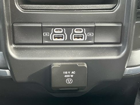 Used 2025 RAM 1500 Big Horn AWD/4WD image 26
