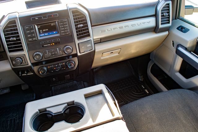 Used 2019 Ford F250 XLT w/ Camper Package AWD/4WD image 22