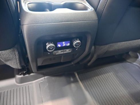 New 2026 GMC Acadia AT4 w/ Luxury Package AWD/4WD image 27