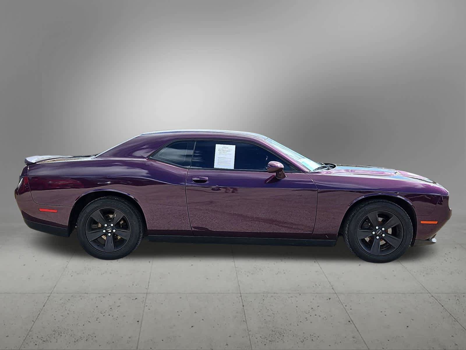 Used 2020 Dodge Challenger SXT RWD image 7