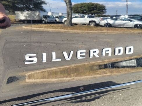 Used 2018 Chevrolet Silverado 1500 LT w/ All Star Edition image 18