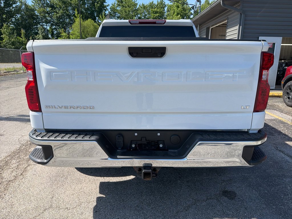 Used 2023 Chevrolet Silverado 1500 LT AWD/4WD image 5