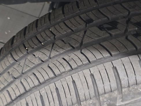 Used 2019 Chevrolet Colorado LT w/ LT Convenience Package image 9