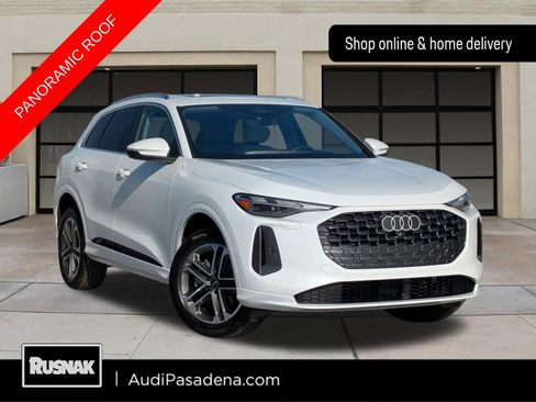 Used 2025 Audi Q5 Premium w/ Convenience Package image 1