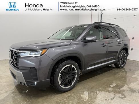 New 2026 Honda Pilot Touring image 1