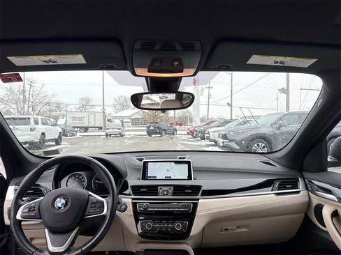 Used 2020 BMW X1 sDrive28i image 15