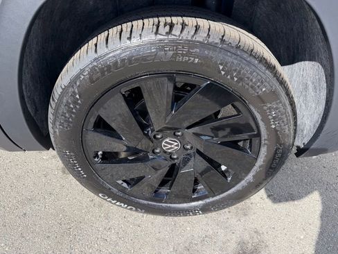 New 2026 Volkswagen Atlas SE AWD/4WD image 12