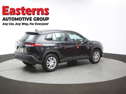 Used 2024 Toyota Corolla Cross L AWD/4WD image 40