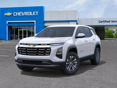New 2026 Chevrolet Equinox LT FWD image 6