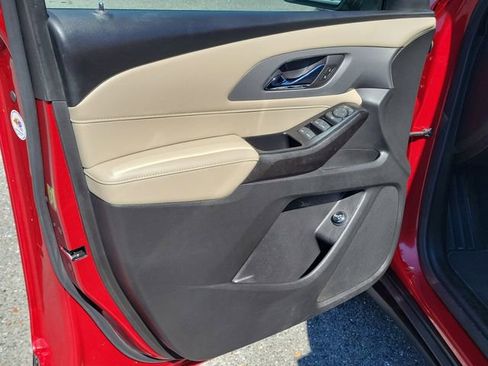 Certified 2023 Chevrolet Traverse LT image 23