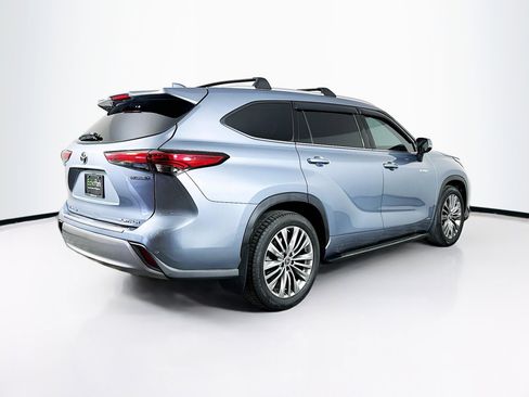 Used 2021 Toyota Highlander Platinum image 9
