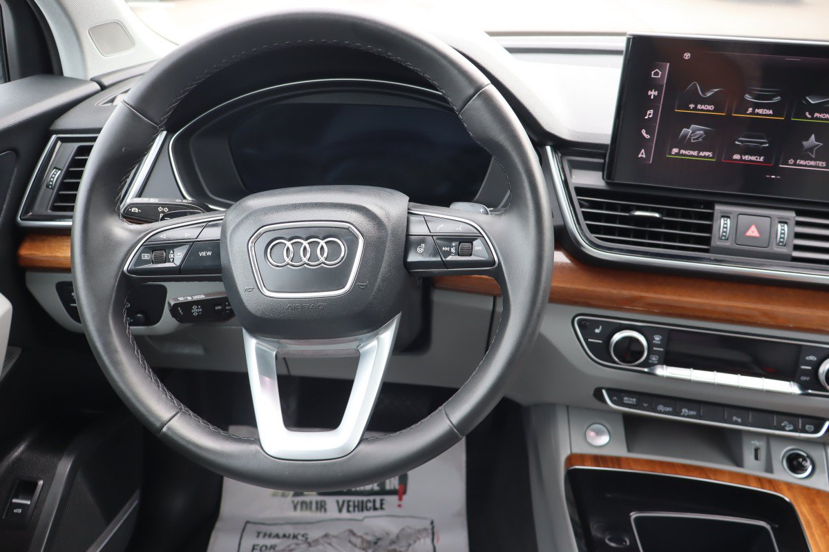 Used 2023 Audi Q5 2.0T Premium Plus AWD/4WD image 14