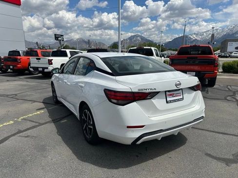 Used 2024 Nissan Sentra SV FWD image 8
