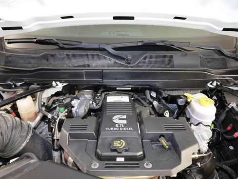 Used 2022 RAM 3500 Tradesman AWD/4WD image 36