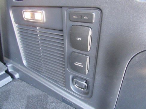 Used 2025 Ford Expedition Platinum AWD/4WD image 47