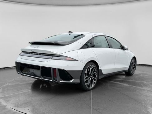 Used 2023 Hyundai Ioniq 6 Limited AWD/4WD image 4